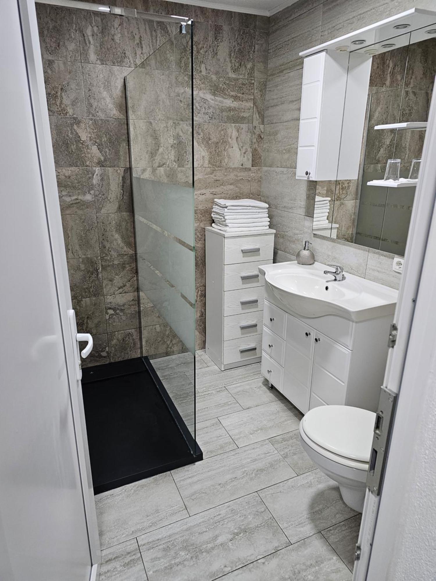 Muric Apartman 9 Любляна Экстерьер фото
