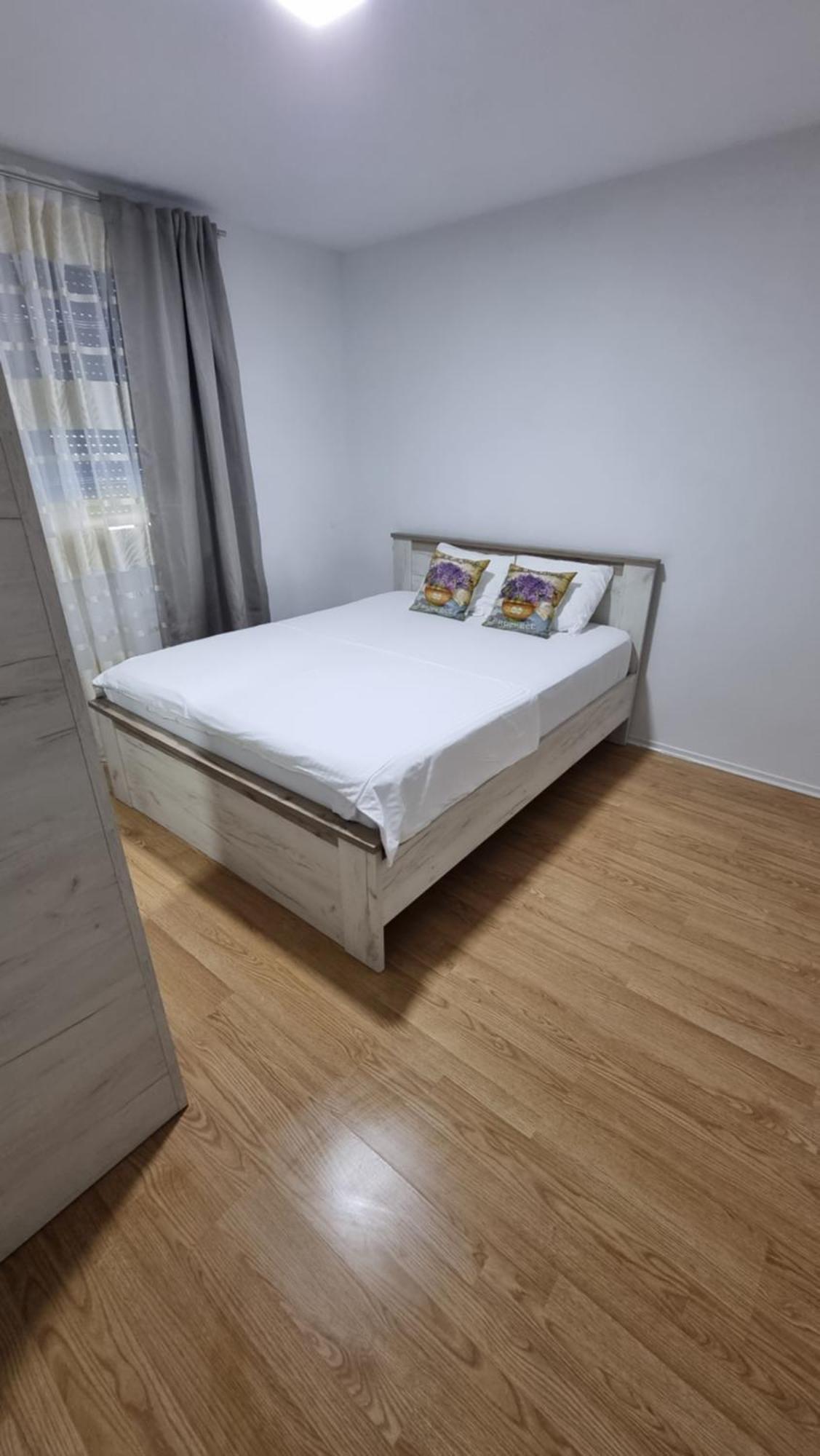 Muric Apartman 9 Любляна Экстерьер фото