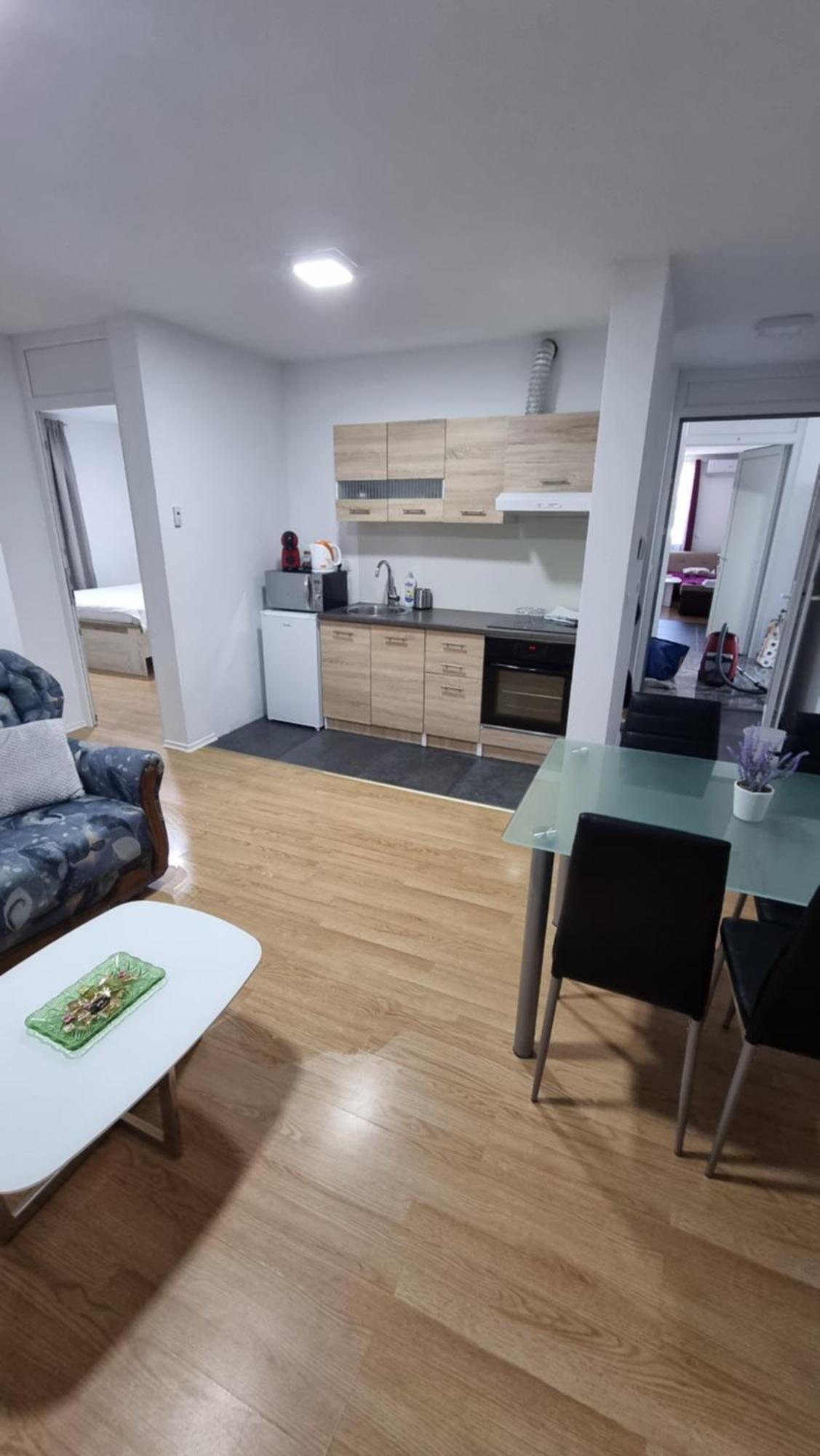 Muric Apartman 9 Любляна Экстерьер фото