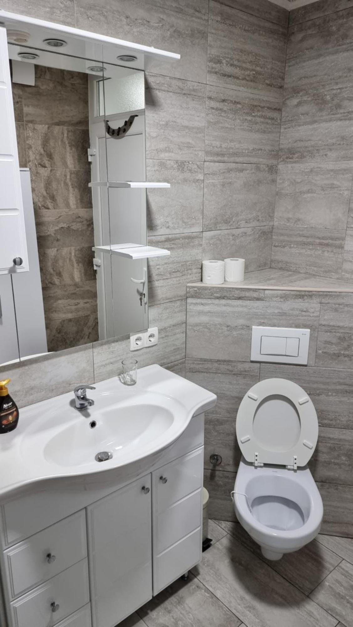 Muric Apartman 9 Любляна Экстерьер фото